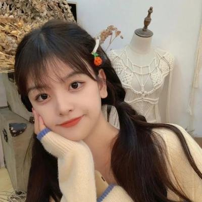 靠近我一点海报