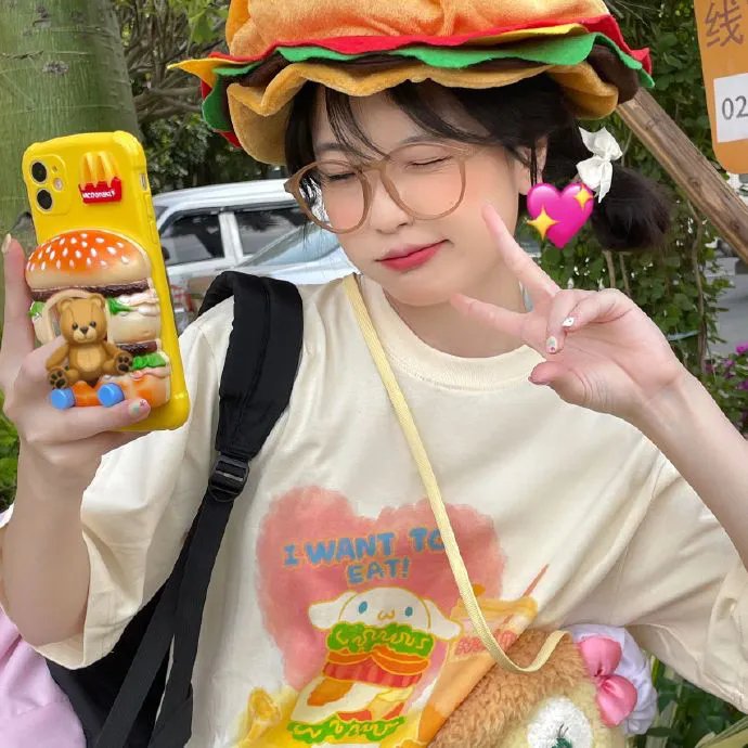 呆萌特务海报